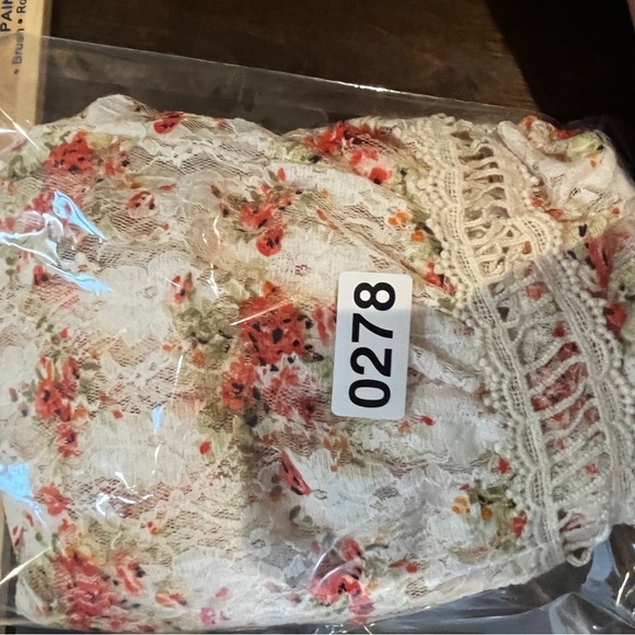 Mauve Anthropologie lace open flared sleeve cardigan Floral Size L - Picture 9 of 10